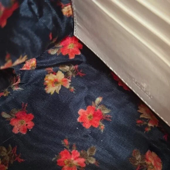 Gucci Vintage Candy Crossbody Mini GG Bag - Picture 5 of 7